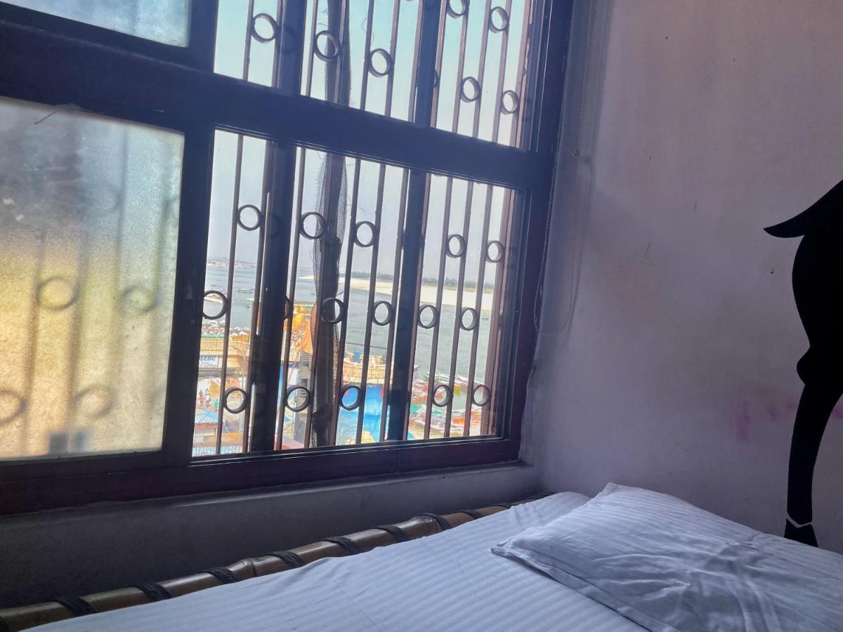Shri Guest House Варанаси Екстериор снимка