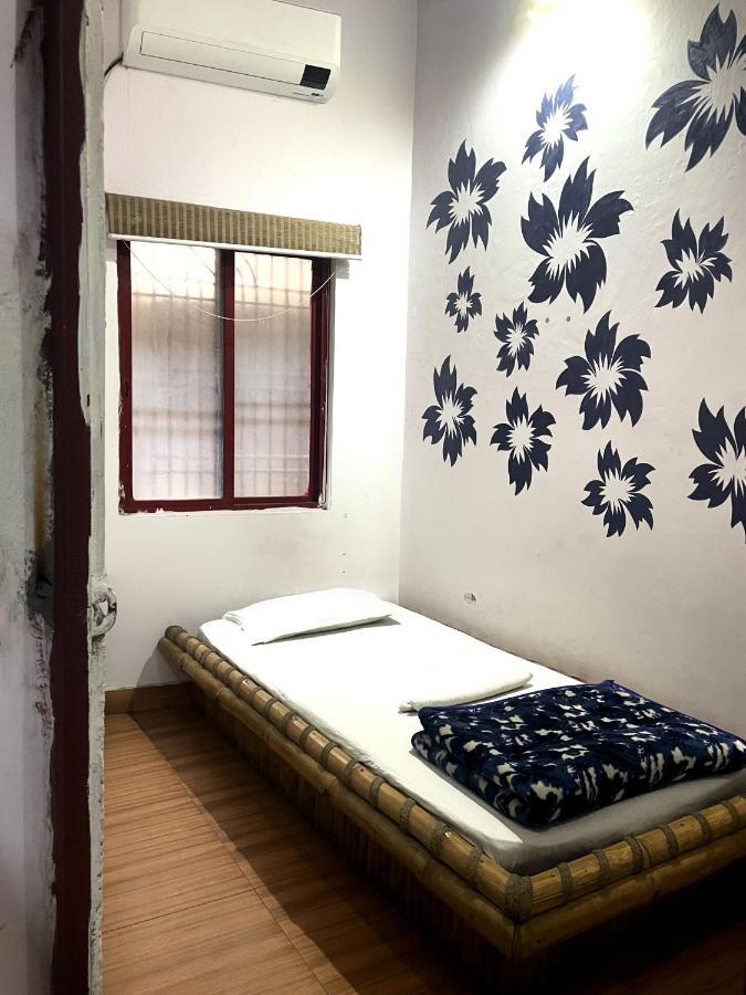 Shri Guest House Варанаси Екстериор снимка
