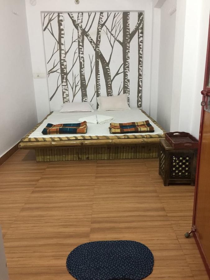 Shri Guest House Варанаси Екстериор снимка