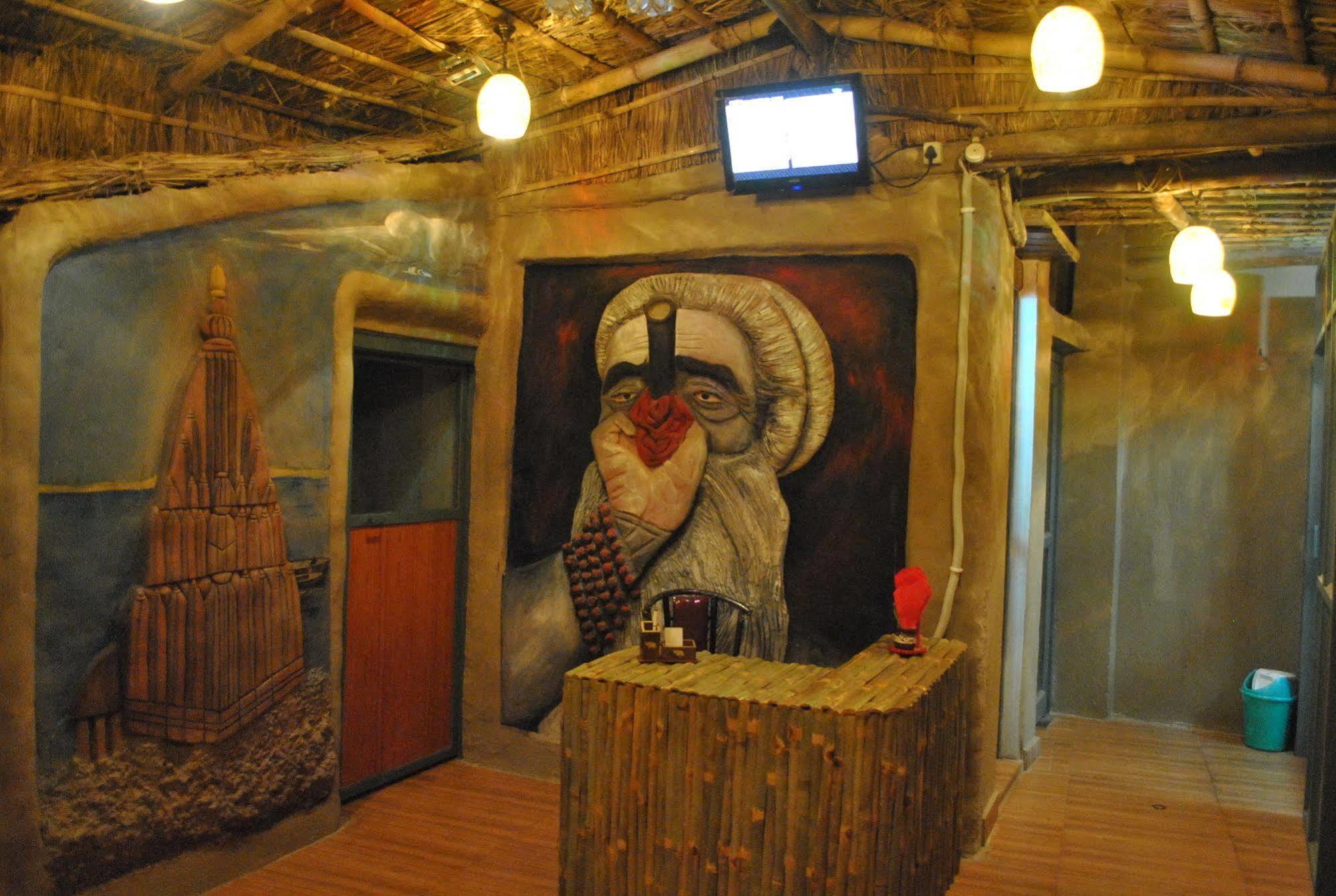 Shri Guest House Варанаси Екстериор снимка