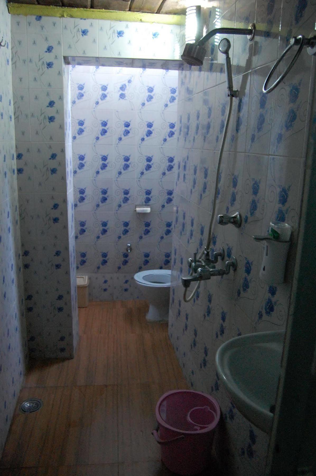 Shri Guest House Варанаси Екстериор снимка